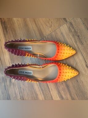 Steve Madden spiked heels